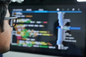 How much do remote web developers make in the US?